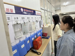 小白峪村开展双节前平安专项查抄 建牢校